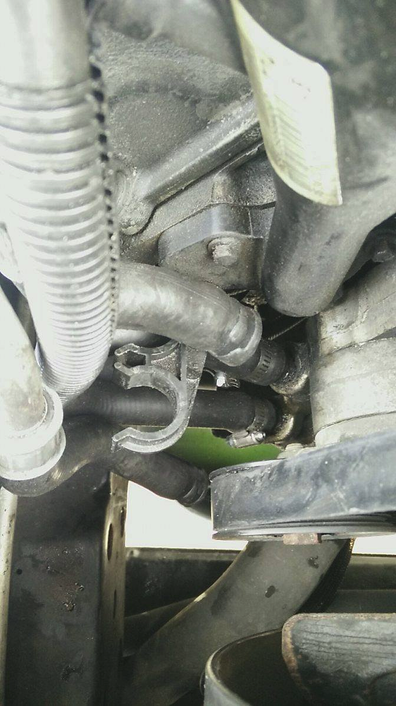 2011 Jeep Grand Cherokee Leaking Coolant